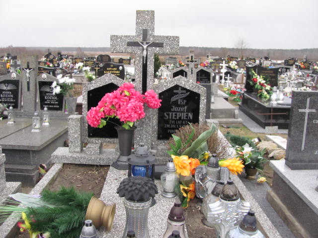 Grób Henryka Stępień